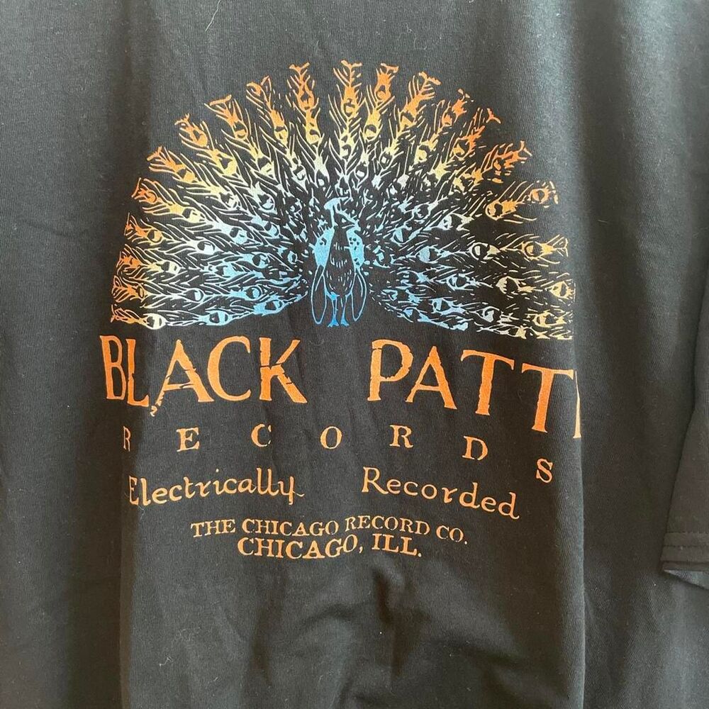 Gildan Men's Black T-shirt